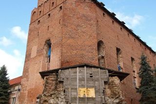   Barciany. Ta wieś w woj. warmińsko-mazurskim dawniej była miastem. Skrywa wyjątkowy zamek