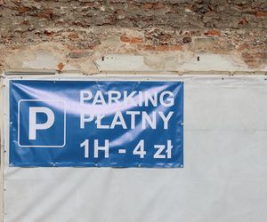 Parking w miejscu wyburzonej kamienicy przy ul. Bernardyńskiej 10 w Lublinie