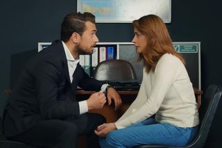 Miłość i nadzieja. Intryga się sypie! Handan stresu i emocji aż zemdleje