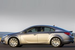 Opel Insignia hatchback, model 2011