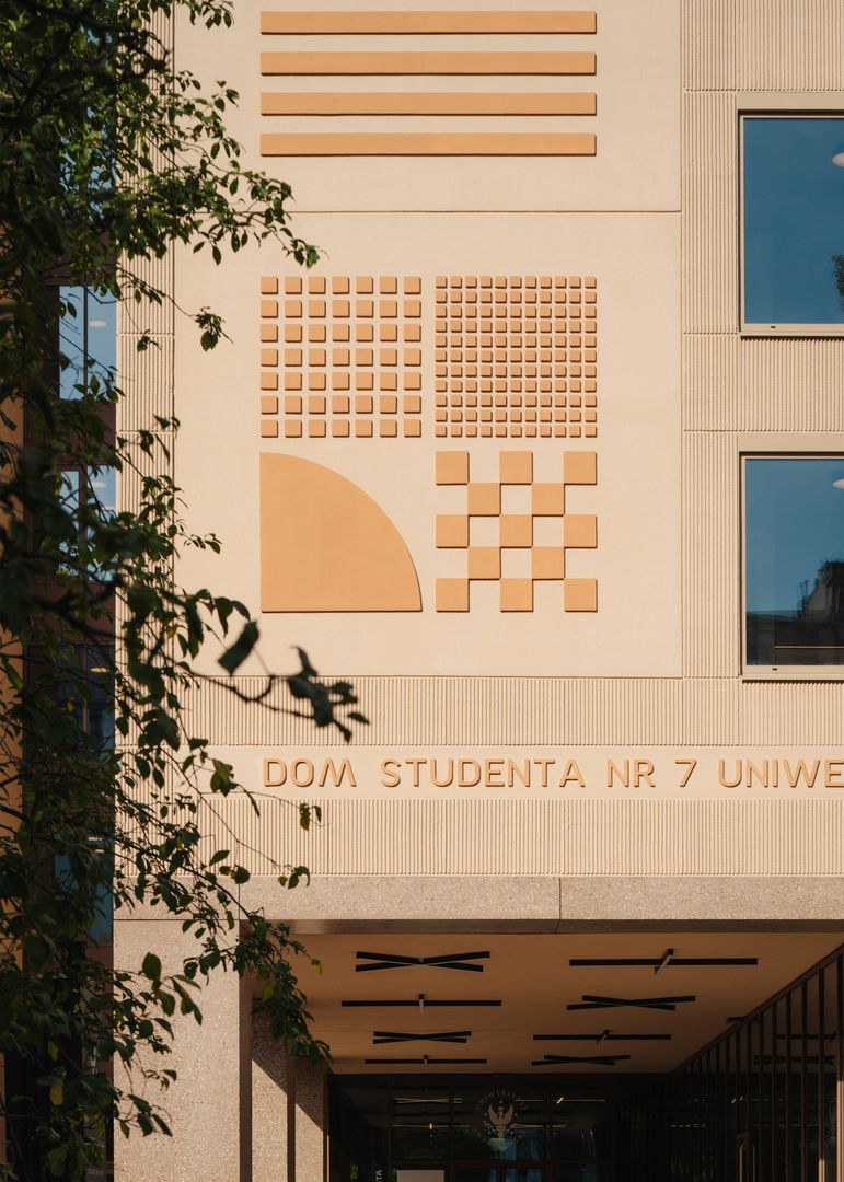 Dom Studenta UW  nr 7