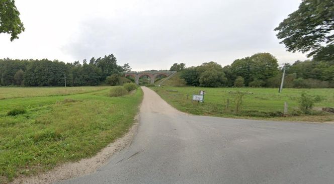 Glaznoty to malownicza wieś u stóp Góry Dylewskiej. Przypomina "małe Bieszczady"