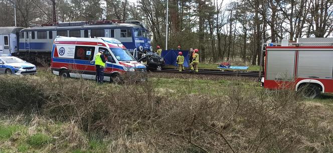 Tragiczny wypadek na przejeździe kolejowym w Nielepie
