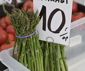  Ceny nowalijek na warszawskich bazarach szokują. Byliśmy i sprawdziliśmy ile trzeba zapłacić