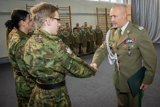 Nowi funkcjonariusze w warmińsko-mazurskiej straży granicznej. Złożyli uroczyste ślubowanie [ZDJĘCIA]