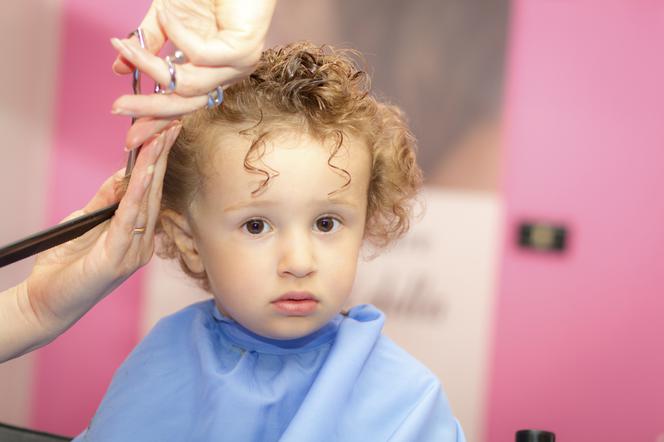 Dziecko u fryzjera