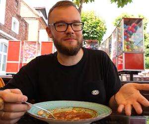 Gastronomia w Helu pod lupą YouTubera. Czy ceny straszą gości? 