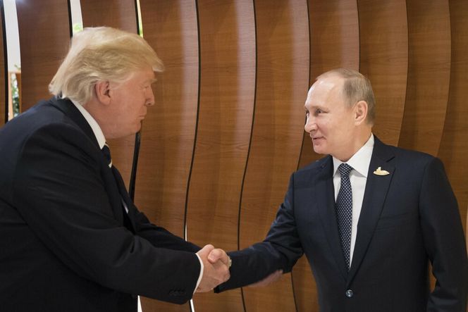 Toksyczna przyjaźń Trumpa z Putinem