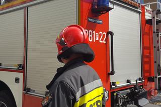 Pożar i potężny wybuch w stolarni w Osiu! Ciało 61-letniego pracownika wyleciało na zewnątrz 