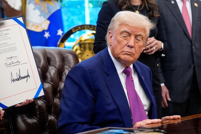 Donald Trump pod ostrzałem krytyki. Sprzedał technologię AI konkurencji na Bliskim Wschodzie
