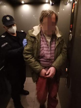 Pewnego wieczoraj Robert G. został wyprowadzony z mieszkania przez policję