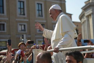  Aresztowano mężczyznę podejrzanego o planowanie zamachu na papieża Franciszka