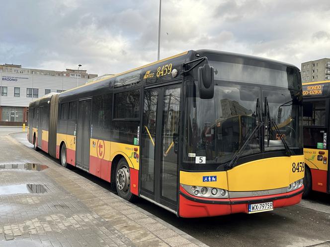 Pijany kierowca autobusu miejskiego w Warszawie! Wydmuchał pół promila