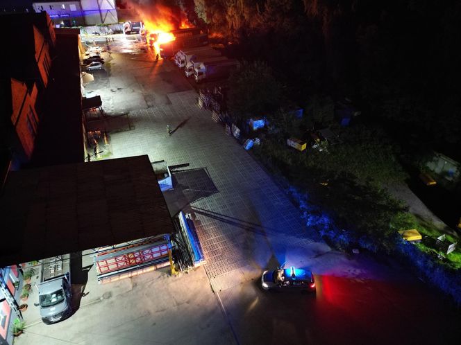 Pożar ciężarówek w Mysłowicach