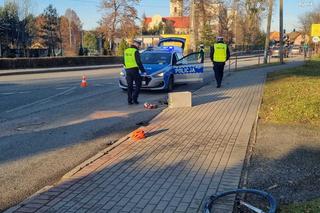 Łamią nam się serca. Brakuje słów. Nie potrafimy w to uwierzyć. Znany kolarz zginął podczas treningu. Osobówka wjechała w niego z impetem.