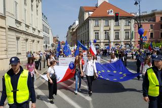 Chcą solidarnej i otwartej Europy. Ulicami Warszawy przeszła Parada Schumana [WIDEO, AUDIO]