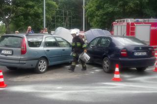 Zderzenie dwóch aut w podbydgoskim Żołędowie! [ZDJĘCIA]