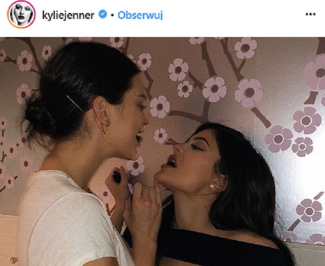 Kylie Jenner Kendall Jenner