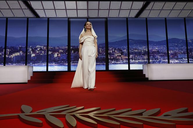 Stylizacje gwiazd z ceremonii otwarcia festiwalu filmowego w Cannes 2025