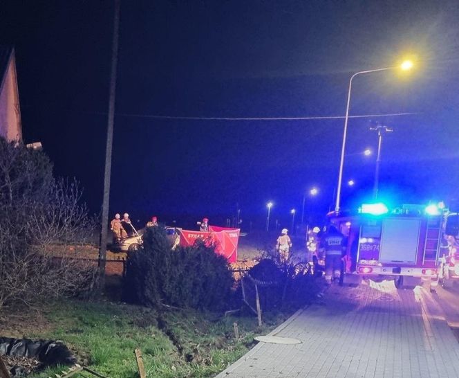 Tragiczny wypadek w Gołębinie pod Włocławkiem. Nie żyje 18-latek
