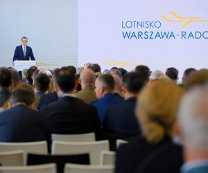 Uroczyste otwarcie lotniska w Radomiu z udziałem premiera