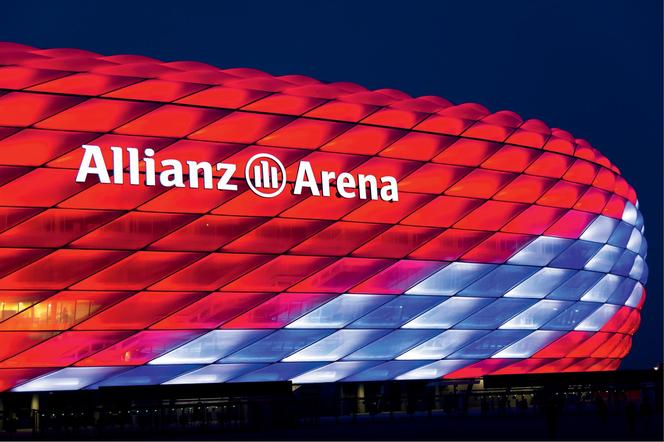 Ekspozycja formy. Alianz Arena, Monachium, proj. Jacques Herzog i Pierre de Meuron