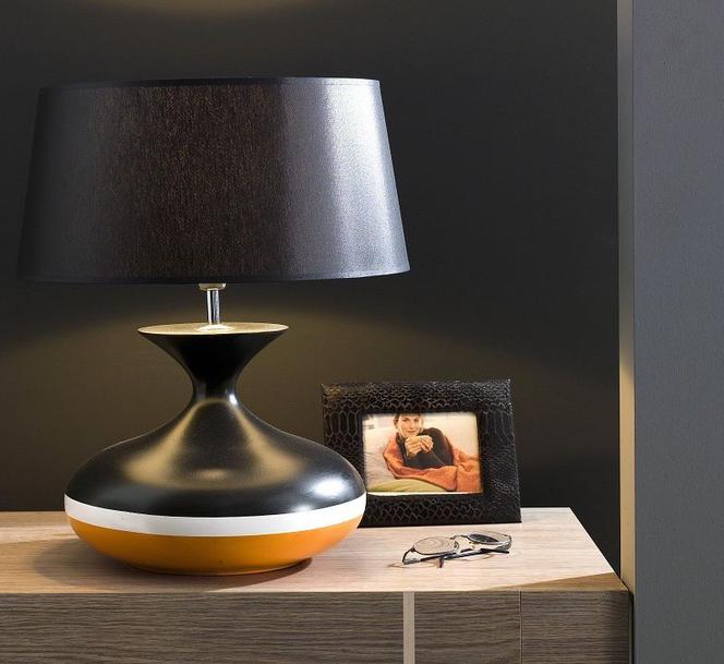 Kupujemy lampy: jak wybrać oświetlenie do salonu