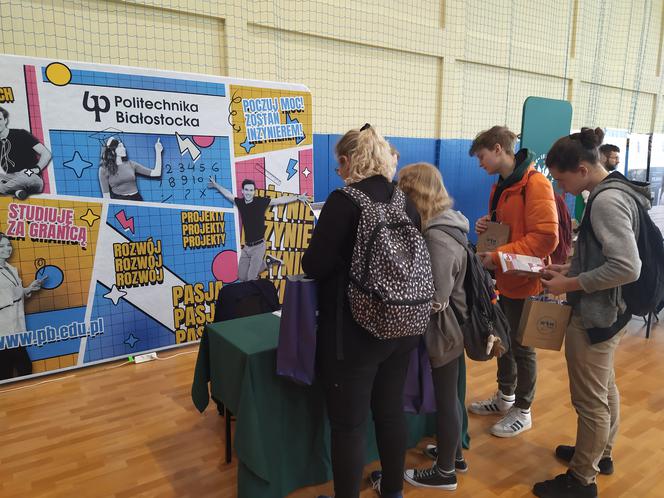 Fotorelacja z 14. Targów Edukacyjnych i dni otwartych w Zespole Szkół Ponadgimnazjalnych nr 3 w Siedlcach
