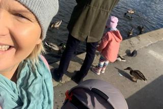 Otylia Jędrzejczak szczęśliwa na niedzielnym spacerze z rodziną
