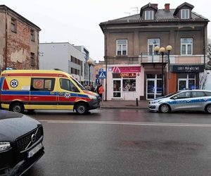 Stłuczka i potrącenie pieszego w centrum Siedlec