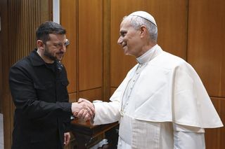 Prezydent Zełenski w Watykanie. Papież Leon XIV przyjął go na audiencję