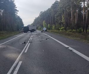 Zderzenie busa z samochodem osobowym na DK11. Trasa w rejonie Lublińca całkowicie zablokowana