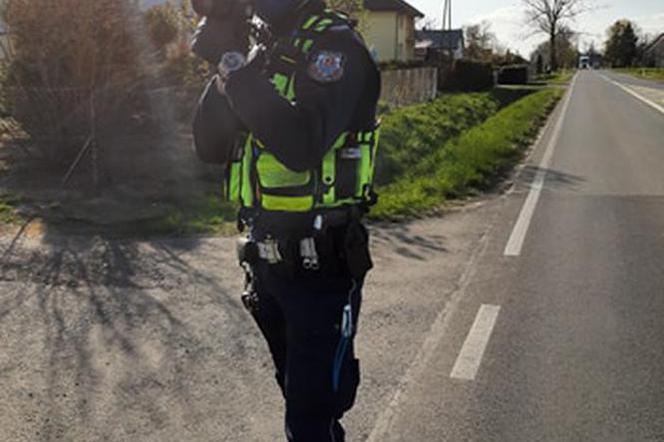 Policja z Aleksandrowa Kujawskiego w akcji. Zatrzymany rekordzista miał na liczniku 138 km/h!