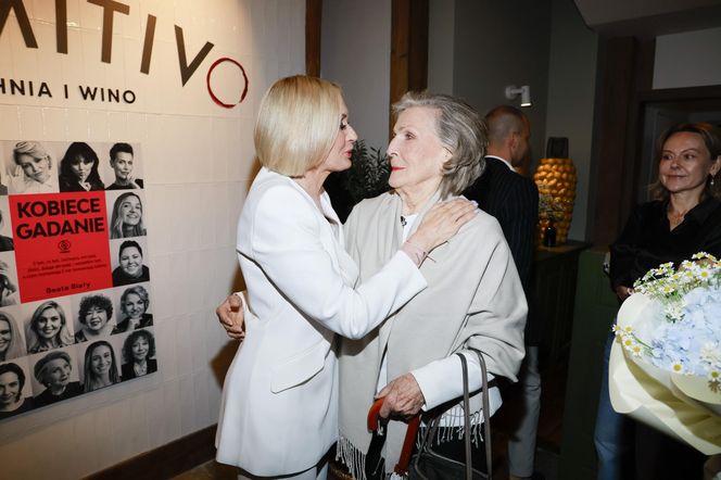 90 lat, a jaka forma! Irena Santor zalicza dwie imprezy jednego dnia – i na obu kradnie show