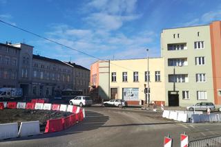 Zburzą kamienicę przy rondzie Bernardyńskim. Będą utrudnienia w ruchu [ZDJECIA]