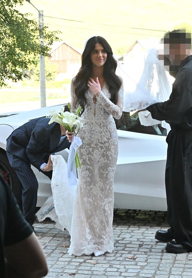 Roxie Węgiel krytykuje obyczaje komunijne