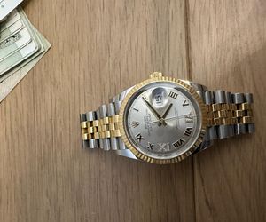 Niemieccy policjanci rozbili gang oszustów z Warszawy. Straty seniorów sięgają fortuny