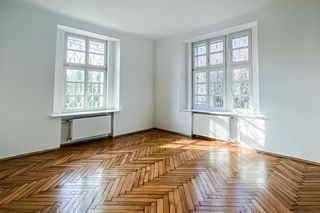 Renowacja parkietu, część 3. Nowe zabezpieczenie parkietu. Co wybrać - lakier, olej czy wosk?