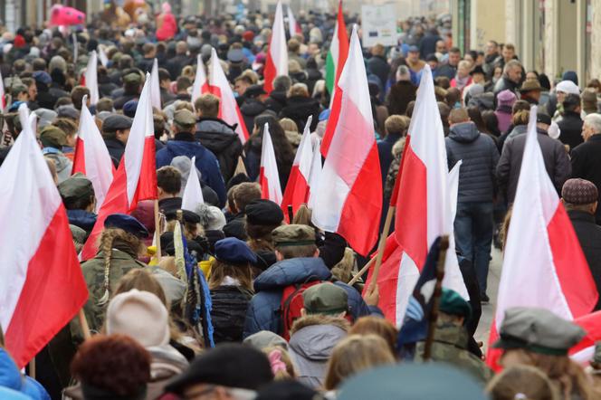Tak Toruń świętował 11 listopada - zdjęcia z centrum miasta