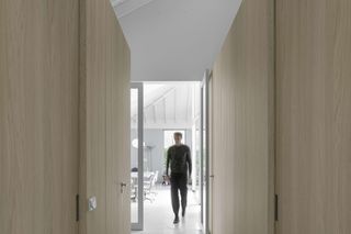 Senior Shelter od i29 architects