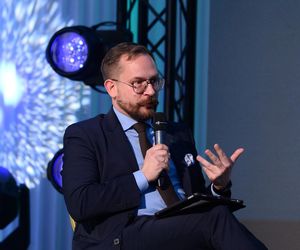 Odporność infrastruktury krytycznej w obliczu zagrożeń hybrydowych i konwencjonalnych