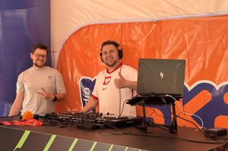 Wrocław żyje finałem Ligi Konferencji Europy. Kibice Betisu i Chelsea już w strefach kibica!