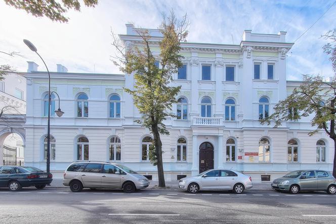 Biblioteki w Płocku znowu otwarte! Sprawdźcie kiedy i na jakich zasadach!