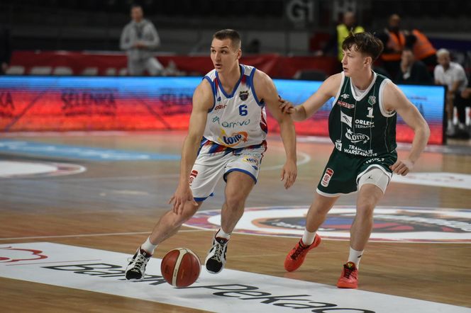 Arriva Lotto Twarde Pierniki Toruń - Legia Warszawa, zdjęcia kibiców i zawodników z meczu Orlen Basket Ligi