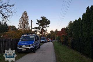 Tragiczny finał grzybobrania w powiecie przysuskim. Mężczyźni zgubili się w lesie. Jeden z nich nie żyje