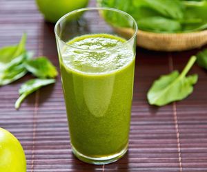 Przepis na gładką skórę i płaski brzuch. Zielony sok Ewy Wachowicz to samo zdrowie