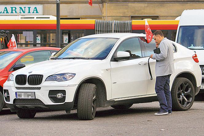 Finansowe kłopoty mistrza tańca?