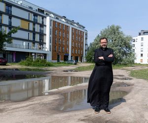 Kaplica pęka w szwach, ksiądz chce ją wykupić. Potrzeba milionów