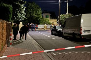 Antyterroryści zatrzymali mężczyznę w Ząbkach. Zabarykadował się w domu