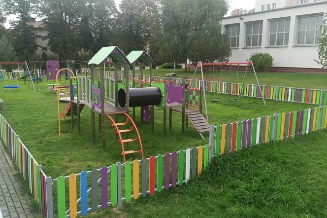 Nowy plac zabaw przy SP nr 1 w Lublinie